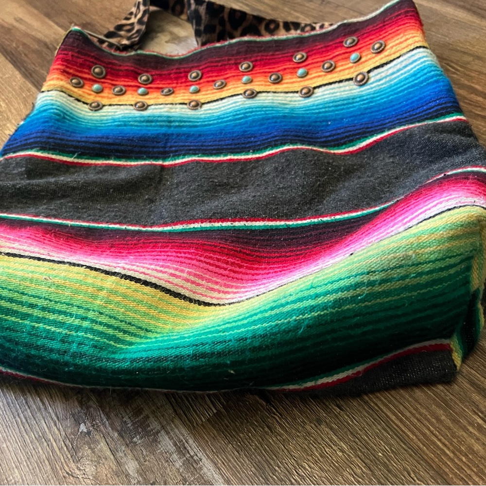 Scrape lined tote. - Picture 4 of 5
